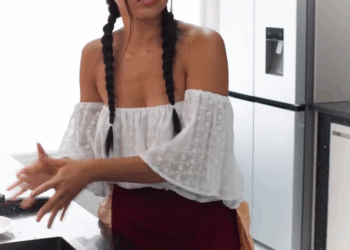 [COMPLETE] 531M0920 C337 Gracias a la empleada, ella conoció la verdad de su esposo