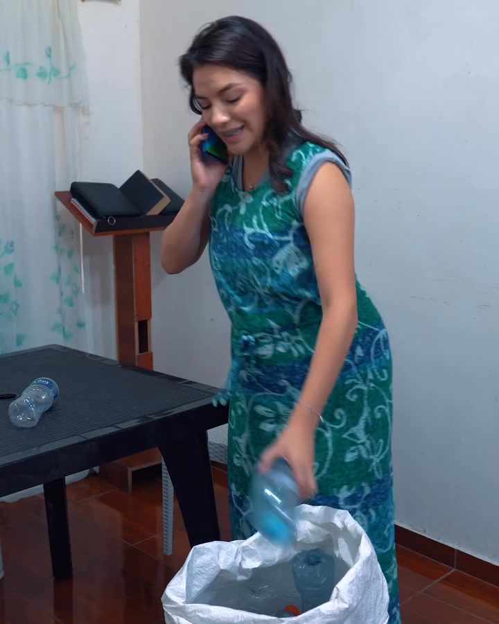 [COMPLETE] 525M0920 C331 Le envié mis ahorros para su sueño americano, pero estaba con otra