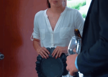 [COMPLETE] 502M0920 C308 Madre soltera cautiva a un director de cine con su talento