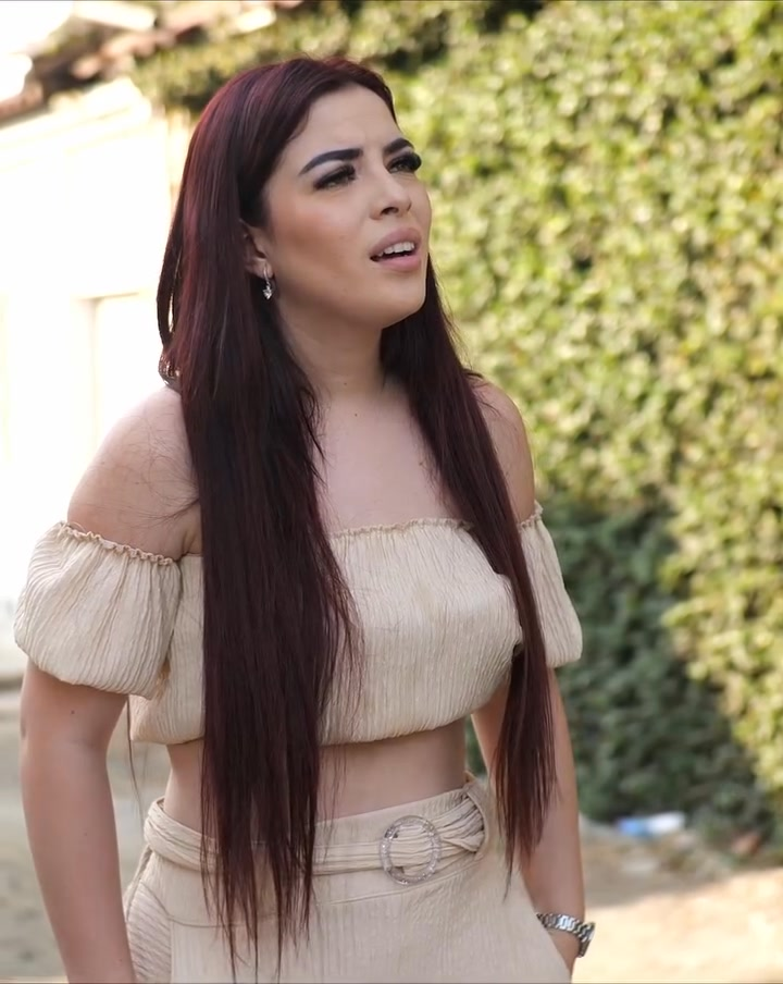 [COMPLETE] 474M0920 AQ350 Ella es Hermosa pero su Esposo igual le pone los cuernos