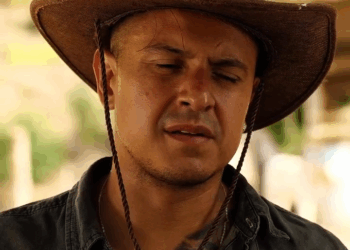 [COMPLETE] 463M0920 AQ339 Influencer Millonaria se Enamora de un HUMILDE CAMPESINO