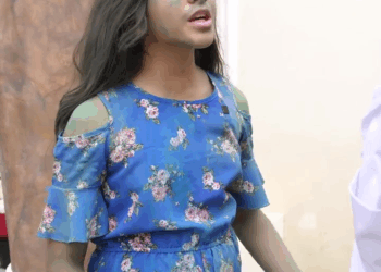 [COMPLETE] 462M0920 AQ338 La piñata escondia una cruel maldad