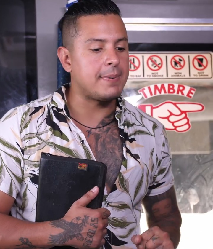 [COMPLETE] 136M0920 AQ012 Huérfano pide que lo lleven al Cielo