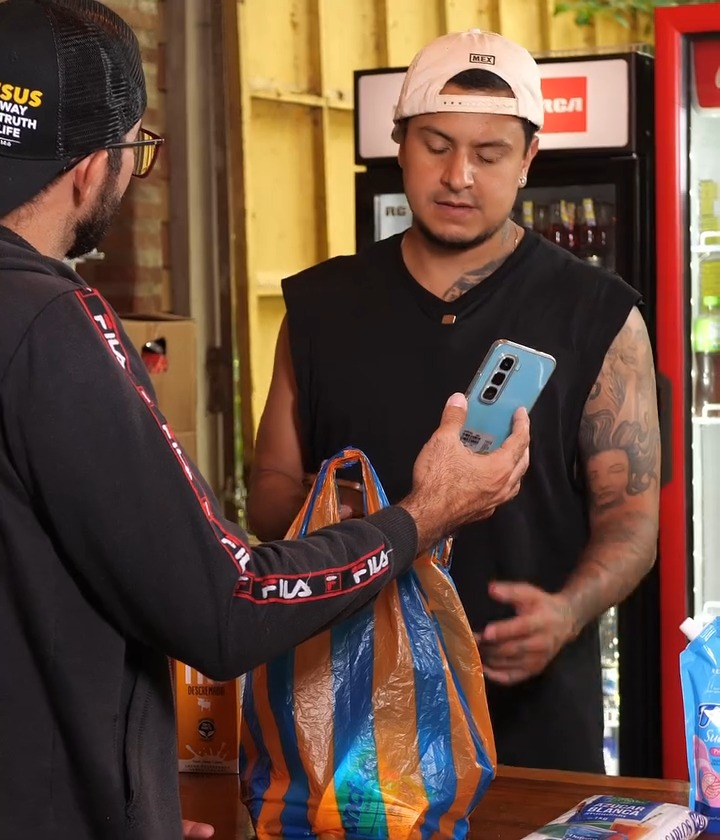 [COMPLETE] 137M0920 AQ013 Con un QR falso le robaron a la Tienda