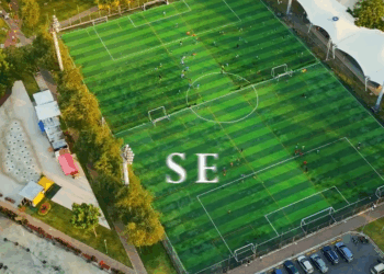 [COMPLETE] 427M0920 AQ303 Estudiante Finge estar embarazada en Clases para que le tengan pena