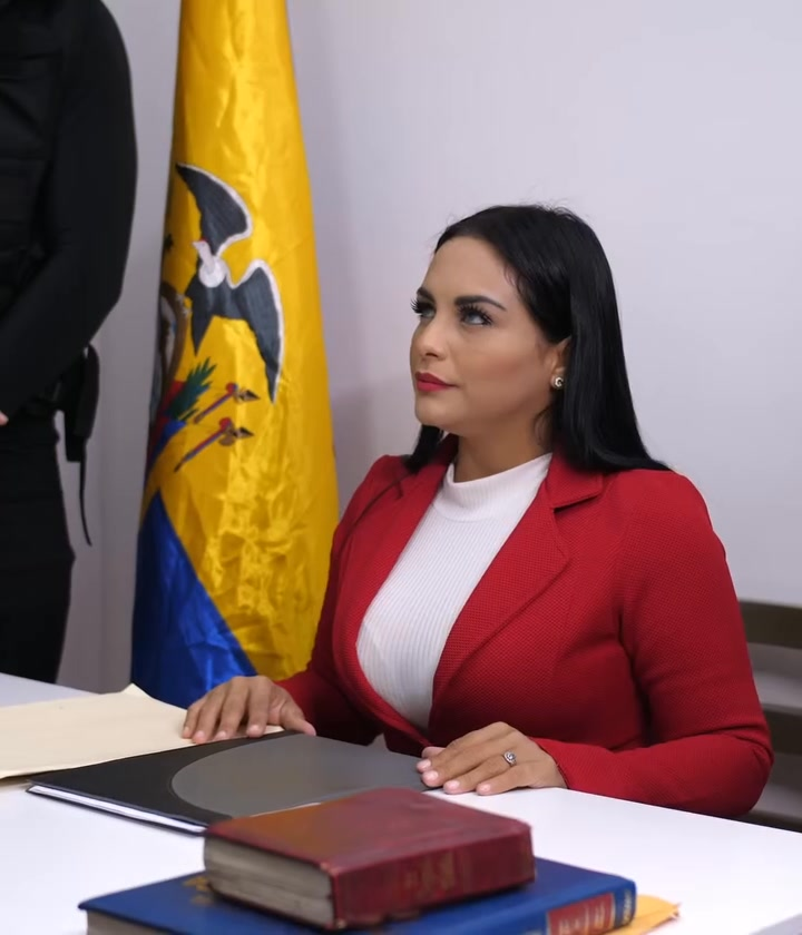 [COMPLETE] 417M0920 AQ293 Se olvidaron de Meterlo a la Carcel y estuvo 13 años Libre pero Dios le cambió la vida