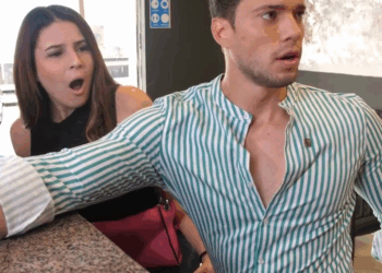 [COMPLETE] 172M0920 AQ048 Compra una Mujer Robot para darle celos a su Ex novia