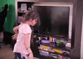 [COMPLETE] 415M0920 AQ291 Nadie podía calmar la IRA de esta Niña pero su Madre hizo esto