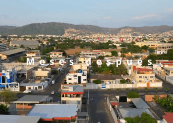 [COMPLETE] 370M0920 AQ246 Los Inquilinos no quieren pagar la renta al abuelito