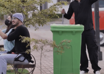 [COMPLETE] 359M0920 AQ235 BOTE DE BASURA incomoda a la GENTE