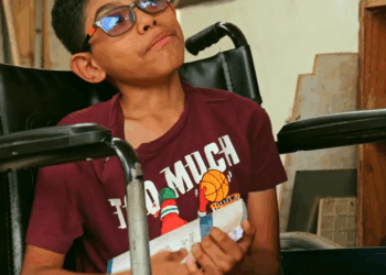 [COMPLETE] 204M0920 AQ080 Nunca menosprecies a un Hijo porque la vida te hará pagar muy caro