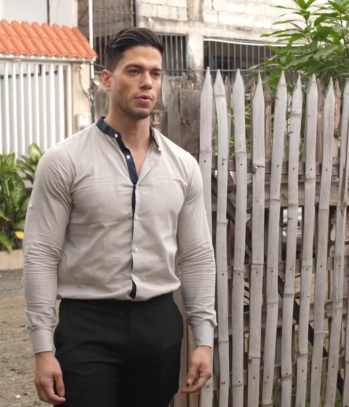 [COMPLETE] 356M0920 AQ232 Niña Millonaria rompe TV y culpa a la hija de la Empleada