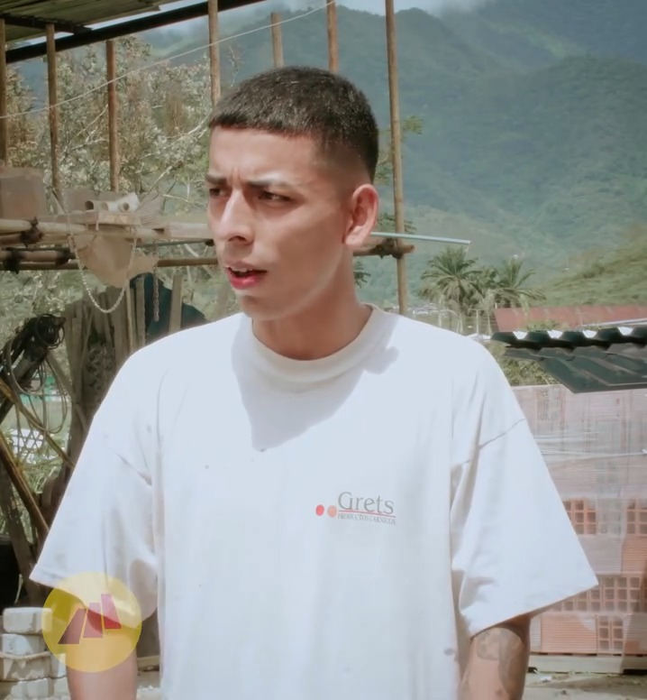 [COMPLETE] 119M0905 AF019 Lo juzgó y humilló por su apariencia física sin pensar que pasaría esto