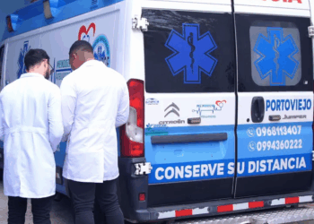 [COMPLETE] 323M0920 AQ199 Chico finge desconocer a su Novia para que la Metan al Maniconmio por una triste razón