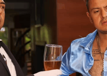 [COMPLETE] 224M0920 AQ100 Millonario Se Enamoró de su Vecina Pobre ️