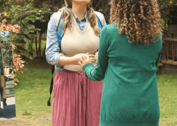 [COMPLETE] 299M0920 AQ175 Fingía ir a la Universidad mientras su Mamá la apoyaba en los estudios