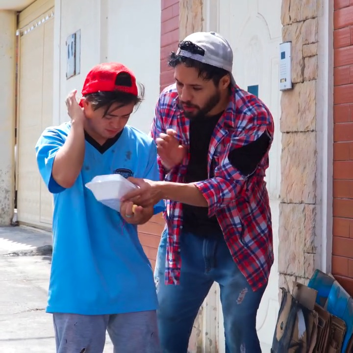 [COMPLETE] 128M0905 AF028 Profesora desafío el poder que tenia su alumno por tener fe en Dios