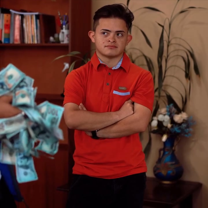 [COMPLETE] 158M0905 AF058 Hijo revela que su padrastro fingía ser invalido solo para que su madre le mantenga