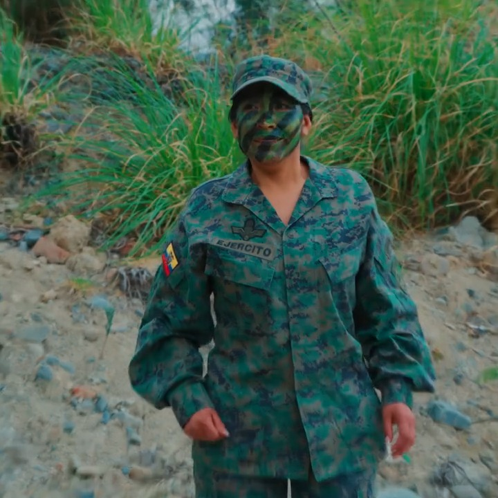 [COMPLETE] 161M0905 AF061 El amor de una madre es infinitamente grande