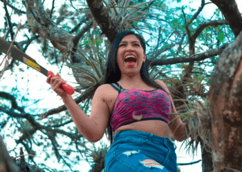 [COMPLETE] 170M0905 AF070 Madre regresó del más allá para salvar a su hijo de su madrastra