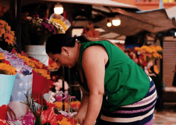 [COMPLETE] 207M0905 AF107 Hija recién graduada pensó que tenía la vida resuelta, pero estaba equivocada