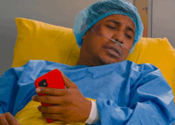 [COMPLETE] 214M0905 AF114 Sus tres novias se conocieron por accidente