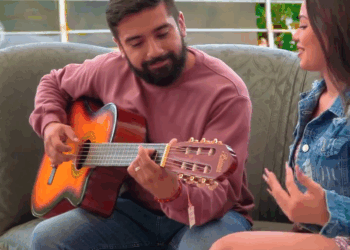 [COMPLETE] 250M0905 AF150 Nunca imagino que la familia de su esposo tenia un gran secreto sobre el amor de su vida