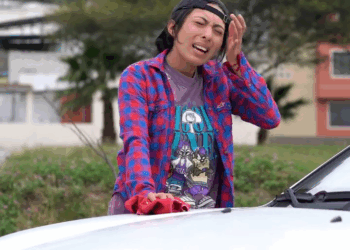 [COMPLETE] 468M0905 AF368 Perdió a su hermana cuando era niña, pero nunca pensó que años más tarde la volvería a ver de esta m