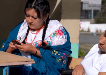 [COMPLETE] 461M0905 AF361 Por ir tras un mal hombre abandono a su madre y a sus orígenes sin imaginar este final