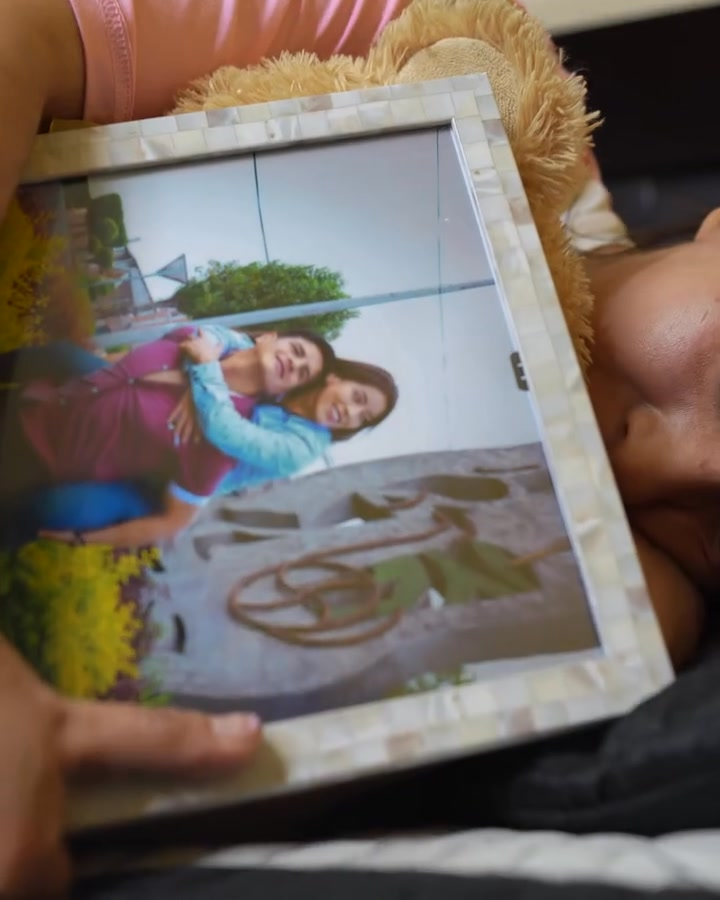 [COMPLETE] 020M0905 AE020 Fingía ser ciega para que su esposo no la dejará