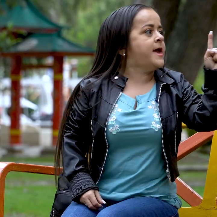 [COMPLETE] 445M0905 AF345 Valiente mujer saca adelante a su hijo a pesar de las dificultades