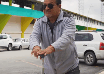 [COMPLETE] 440M0905 AF340 Niño inteligente salvó la vida de esta niña