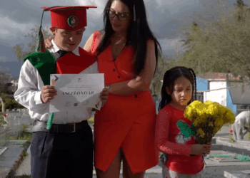 [COMPLETE] 434M0905 AF334 Angelo perdió a su mamá pero nunca la fe en Dios