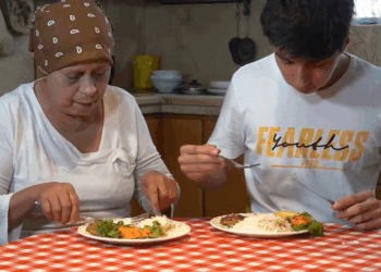 [COMPLETE] 402M0905 AF302 Trataba mal a su suegra por tener una enfermedαd, hasta que su hijo le dio una gran lección