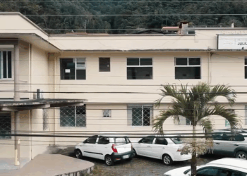 [COMPLETE] 370M0905 AF270 Por su NECEDAD acabó con su vida