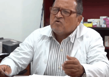 [COMPLETE] 359M0905 AF259 Comparaba a sus dos hijas sin saber el daño que estaba cometiendo