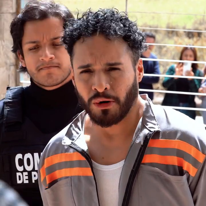 [COMPLETE] 272M0905 AF172 Nunca construyas tu casa en el terreno de tu suegra