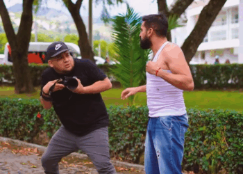 [COMPLETE] 284M0905 AF184 La vida le enseño a este padre que con perseverancia se puede salir adelante