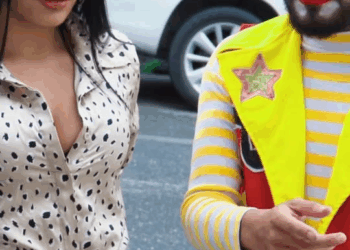 [COMPLETE] 541M0905 AF441 Se dio una vida de lujos a costa de su hija, pero todo se volvió en su contra