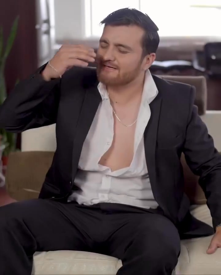 [COMPLETE] 046M0905 AE046 Abandonó a su esposo por su c3los 3nfermisos hasta que descubrió la verdad