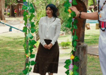 [COMPLETE] 555M0905 AF455 Mujer encontró lo que su esposo no veía en ella, el valor de quererse a uno mismo