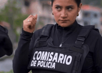 [COMPLETE] 563M0905 AF463 Policía se enamora de un ladrón sin imaginar que cambiaría su vida