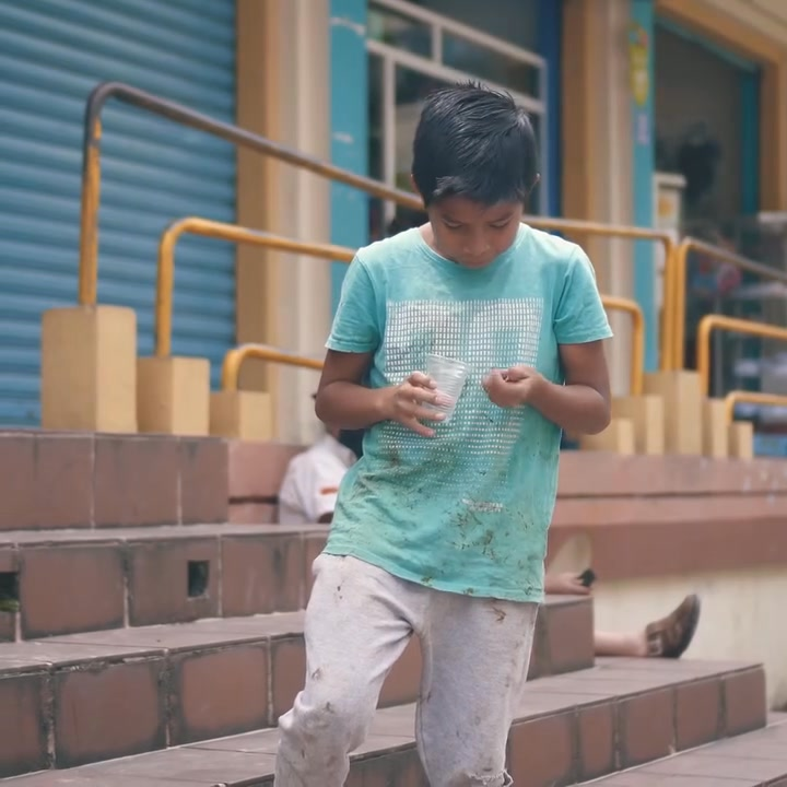 [COMPLETE] 568M0905 AF468 Abandonó a su hijo por dinero y terminó así