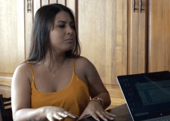 [COMPLETE] 589M0905 AF489 Provocaba al secretario de su esposo sin pensar que él haría esto