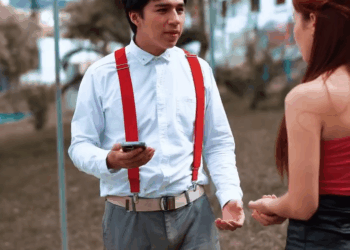 [COMPLETE] 593M0905 AF493 Un milagro hizo que estos padres aceptaran el amor genuino de su hija