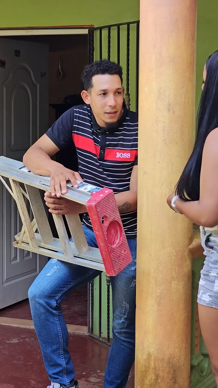 [COMPLETE] 656M0905 TI006 Ella queria un colageno y el vecino fue el afortunado