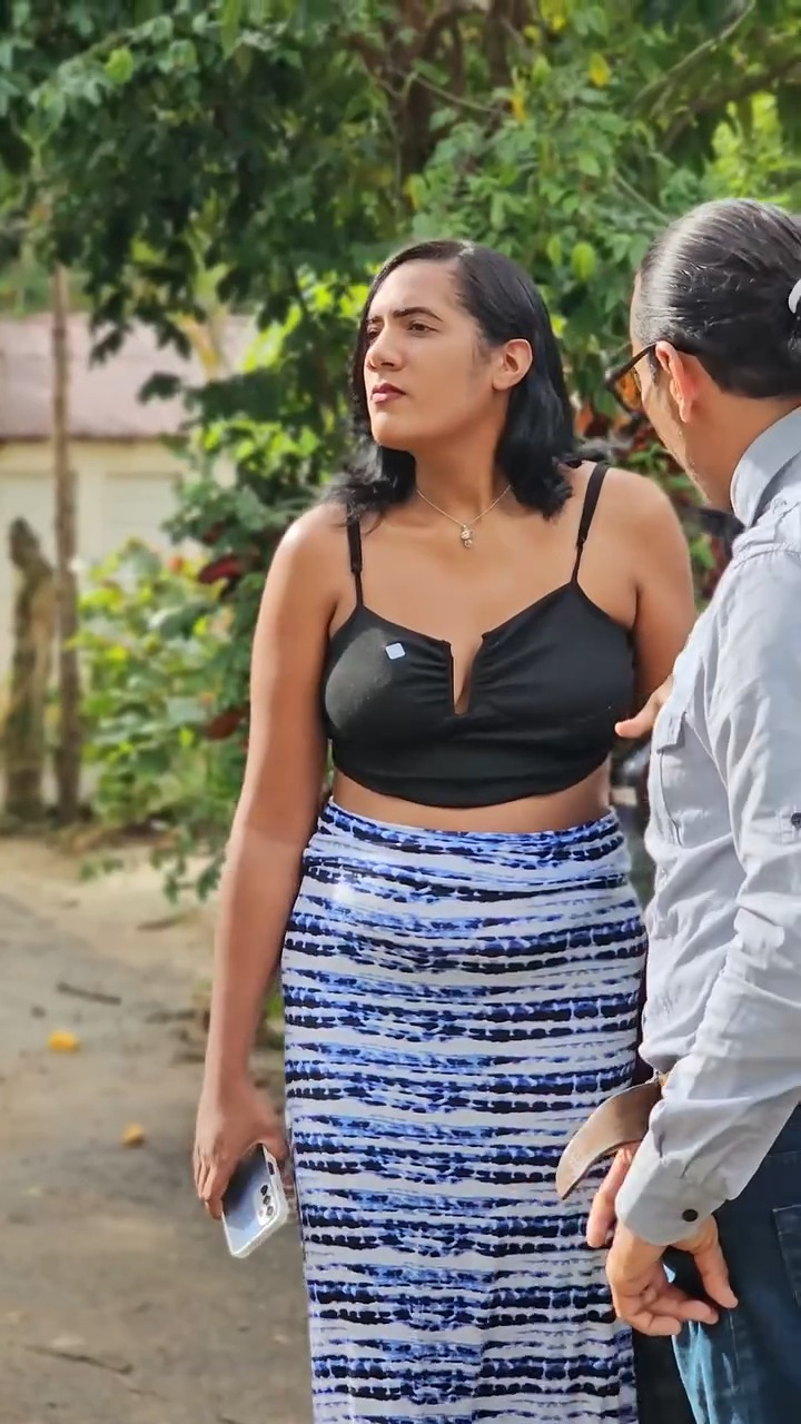 [COMPLETE] 646M0905 TH021 El jefe no sabía porque ninguna mujer quería trabajar en su hacienda