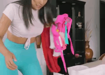 [COMPLETE] 059M0905 AE059 Por fiar a mis amigas, perdí su amistad y mi dinero