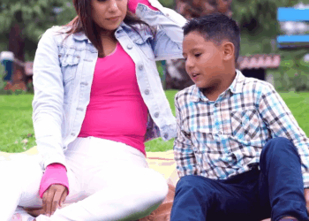 [COMPLETE] 021M0920 AE122 Llamó a emergencias para que le ayuden a buscar a su madre en el cielo