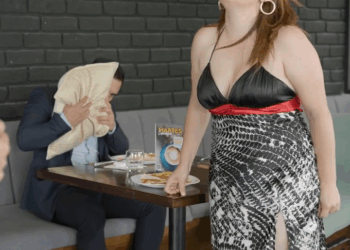 [COMPLETE] 026M0920 AE127 Mesera arruinó la cena romántica de su jefa por esta razón